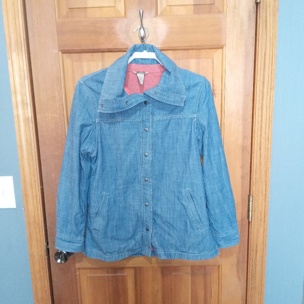 Duluth trading company 100% cotton blue button up jacket size S